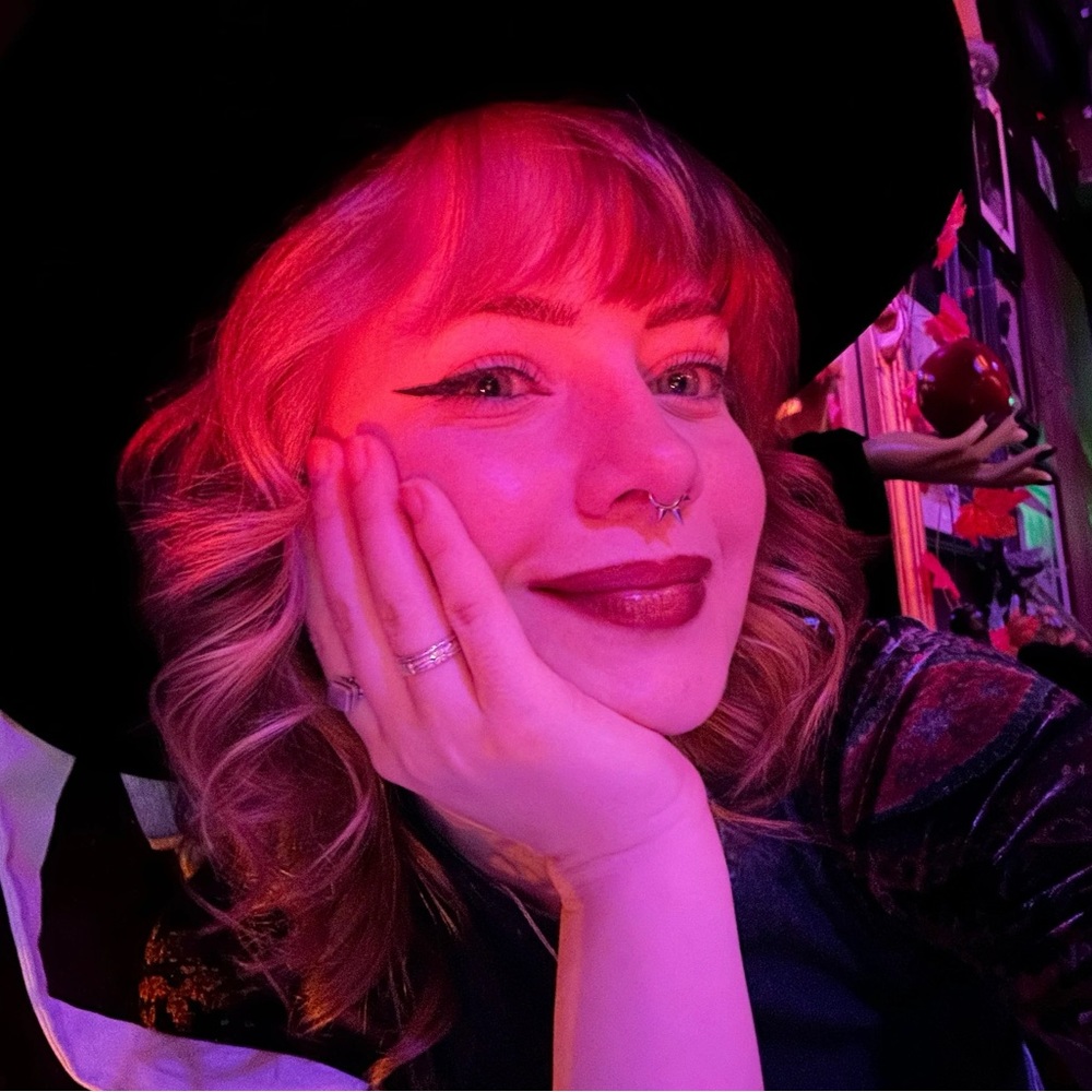 Meet your Posher, Alyssa